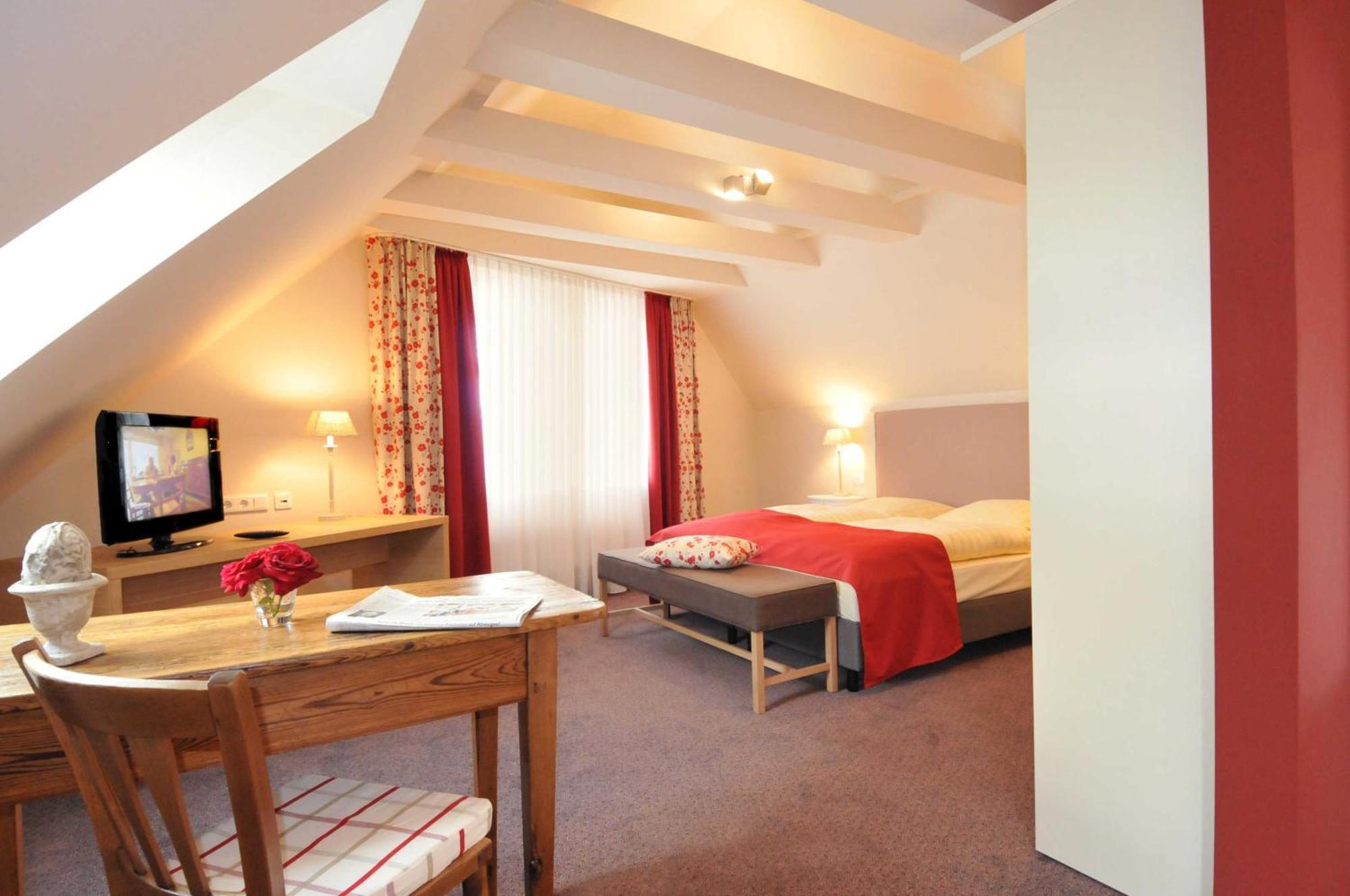 Flair Hotel Zum Storchen Bad Windsheim Bagian luar foto